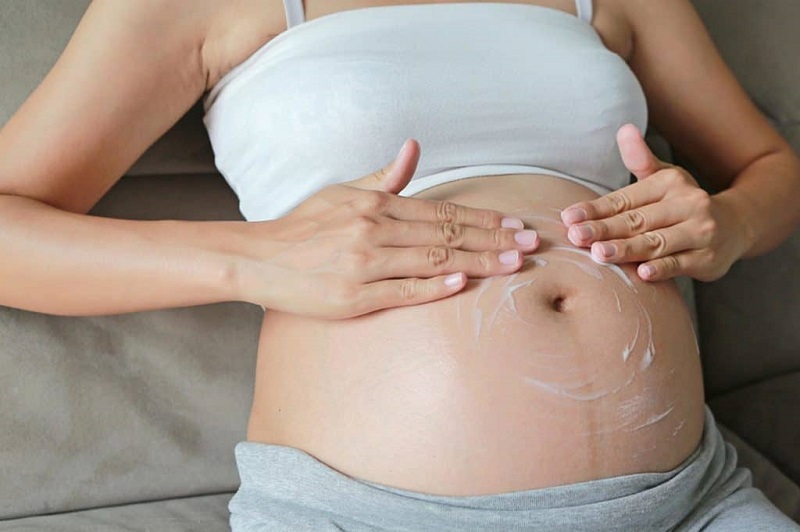 Sữa dưỡng thể Hatomugi có thể dùng được cho các mẹ bầu.