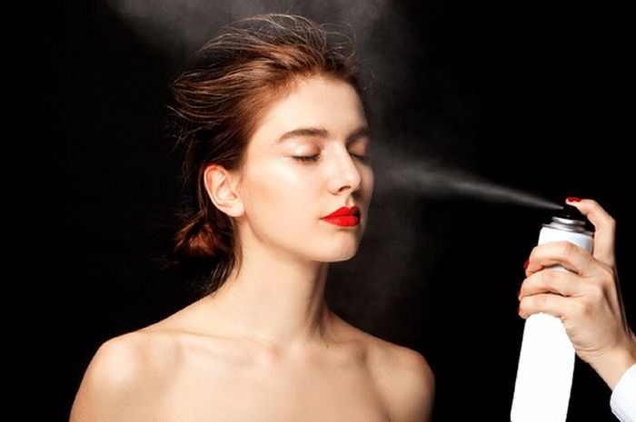 Bạn đã biết sử dụng xịt khoáng đúng thời điểm?