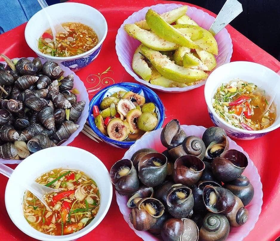 Ứa nước miếng với 2 quán ốc ngon nổi tiếng của phố cổ Hà Nội