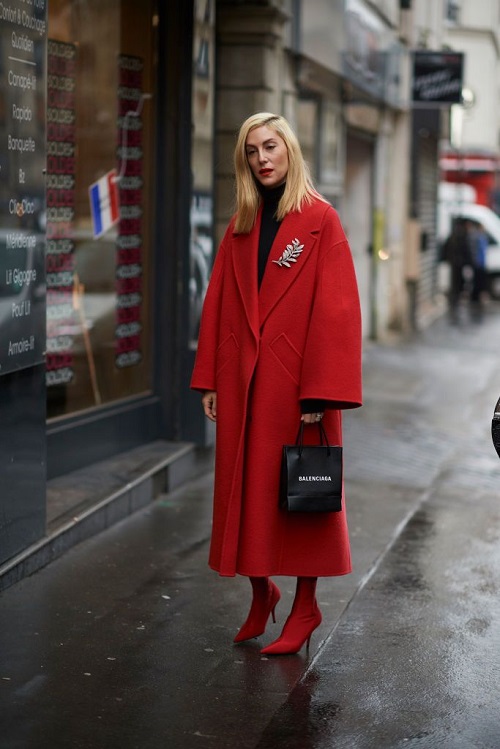 Áo khoác đỏ, giày đỏ, tại sao không?