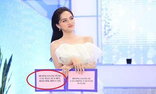 Hương Giang trả lời trên sóng gameshow 'Chị Em Chúng Mình' rằng cô chưa từng bao giờ phẫu thuật thẩm mỹ