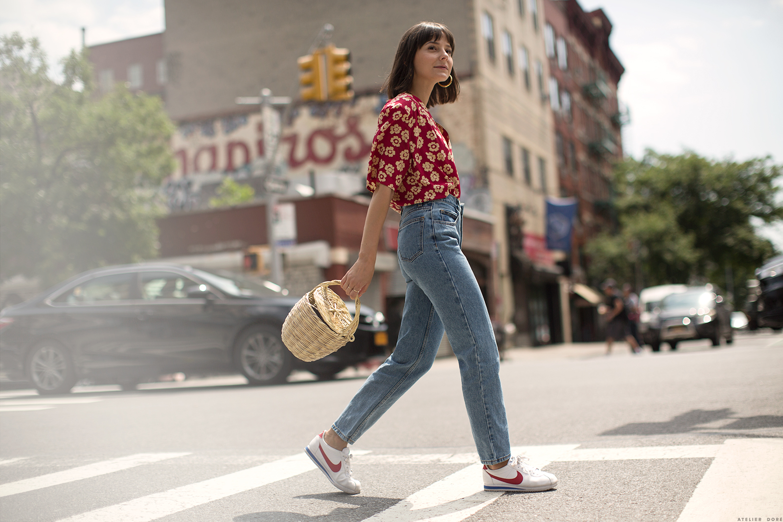 Học ngay fashionista Mỹ mẹo mặc đồ cho nàng nấm lùn