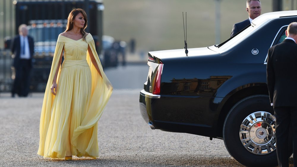 Choáng ngợp với tủ đồ triệu đô của bà Melania Trump