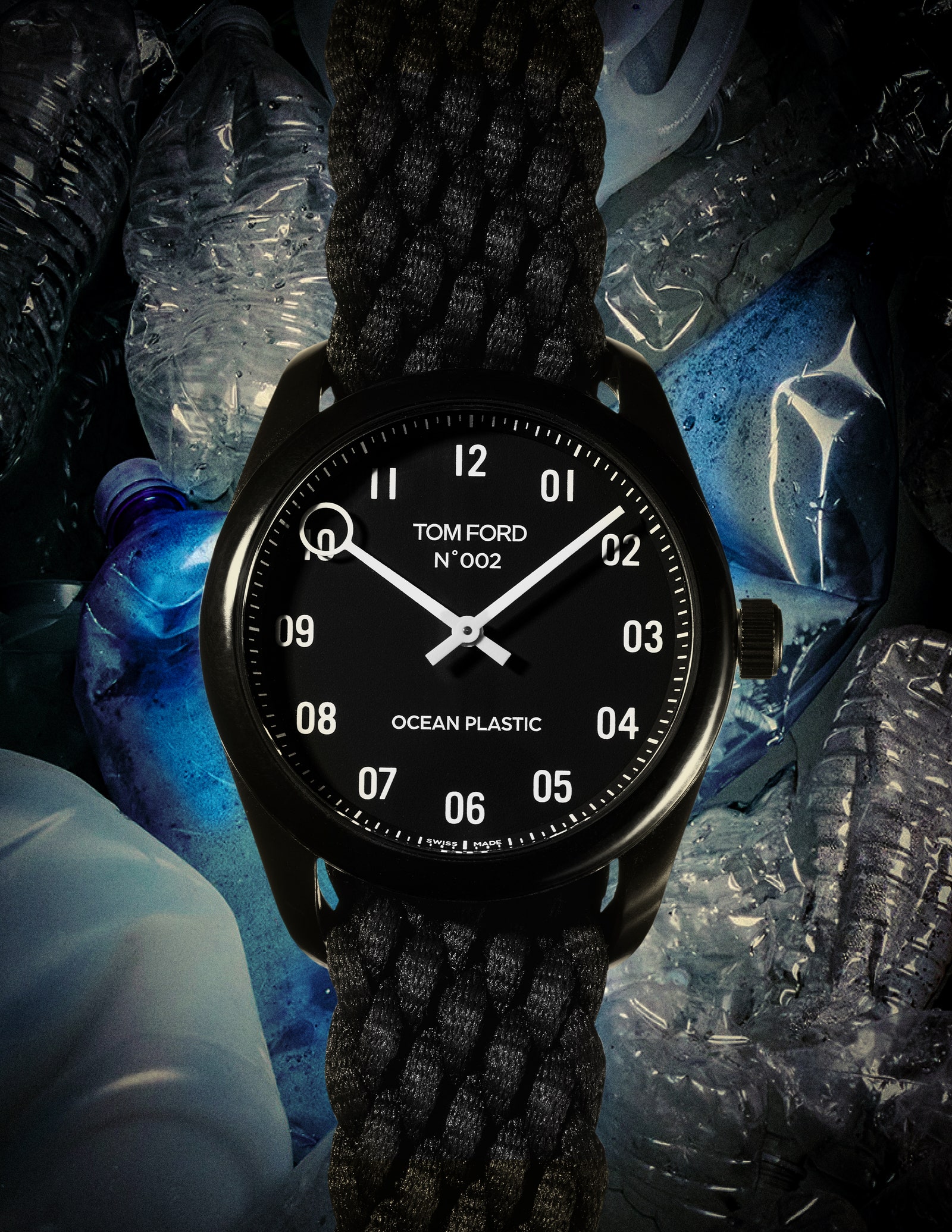Sản phẩm đồng hồ mới của Tom Ford được làm hoàn toàn bởi nhựa tái chế, 35 chai nhựa sẽ cho ra một chiếc đồng hồ