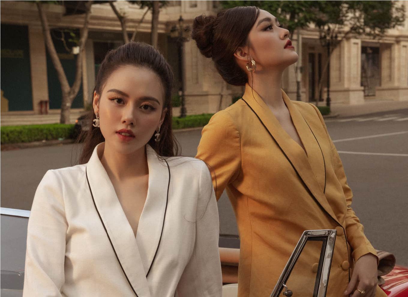 Thời trang "chị chị em em" của Á hậu Tường San và em chồng tương lai