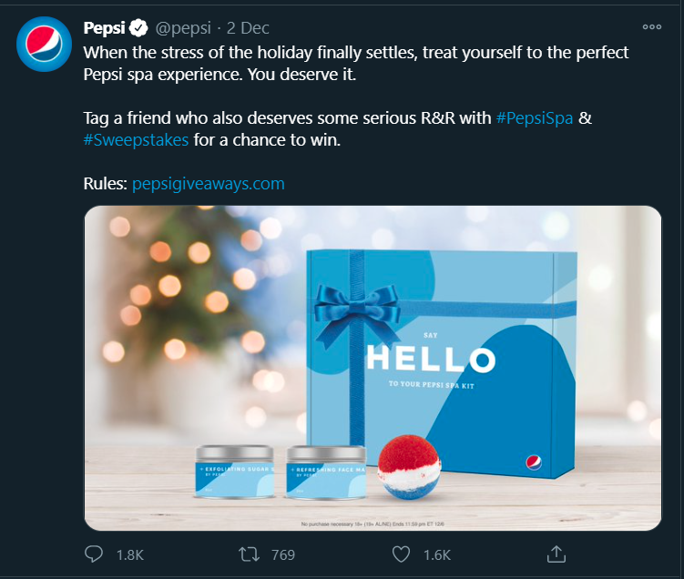 Pepsi đang tổ chức một giveaway tại Twitter của hãng. Chỉ cần retweet, đính kèm hashtag #PepsiSpa & #Sweeptakes, đồng thời gắn thẻ thêm một người bạn thân là bạn đã có cơ hội để trúng thưởng bộ sản phẩm đáng yêu này