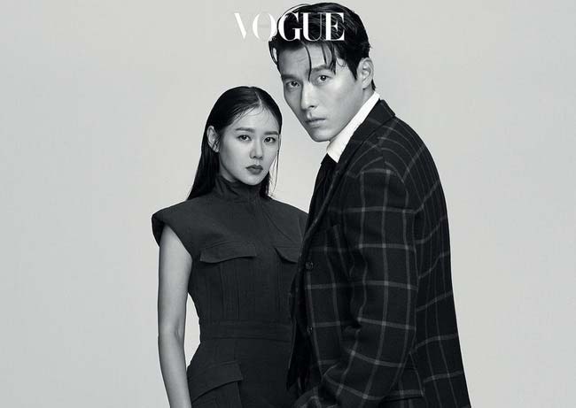 Gu thời trang đồng điệu của Son Ye Jin và Huyn Bin lộ "hint" hẹn hò