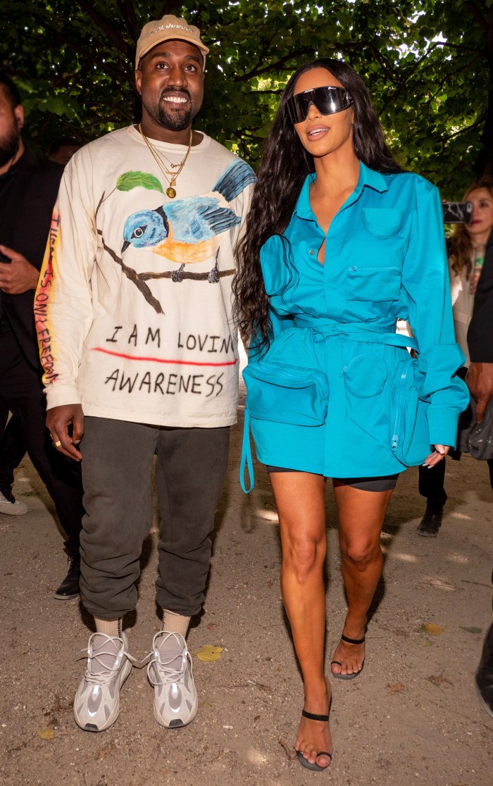 Nhìn lại khoảnh khắc thời trang sẽ không bao giờ có lại của Kim Kardashian và Kanye West - Ảnh 2
