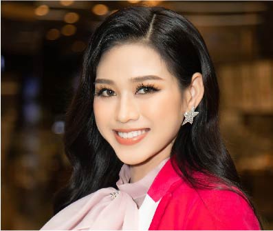 Mãi mới được khen mặc đẹp, Đỗ Thị Hà lại bị so sánh với Hồ Ngọc Hà 