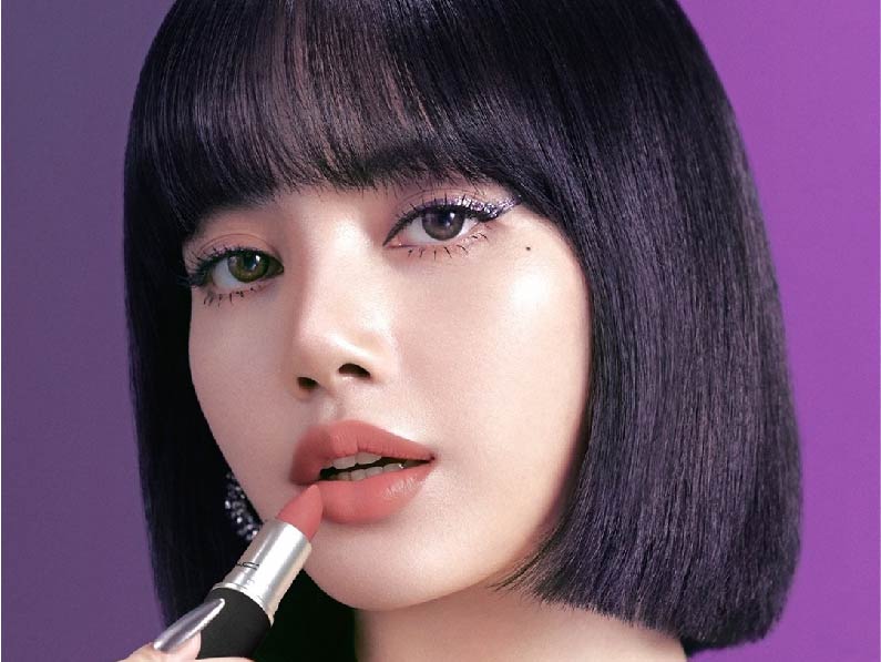 Chỉ một bài đăng cầm son, Lisa mang về cho M.A.C 42 tỷ đồng 