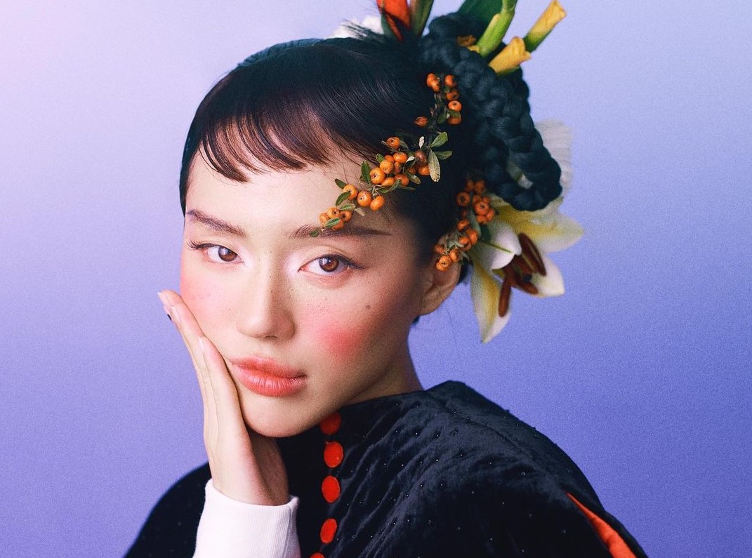 Đầu tư như Cô em Trendy Khánh Linh, tung ra tới 6 bộ hình đón Tết 