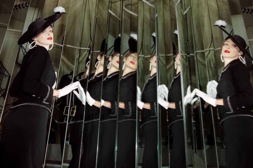 Những khoảnh khắc ấn tượng nhất của tuần lễ thời trang Haute Couture thập niên 90s 