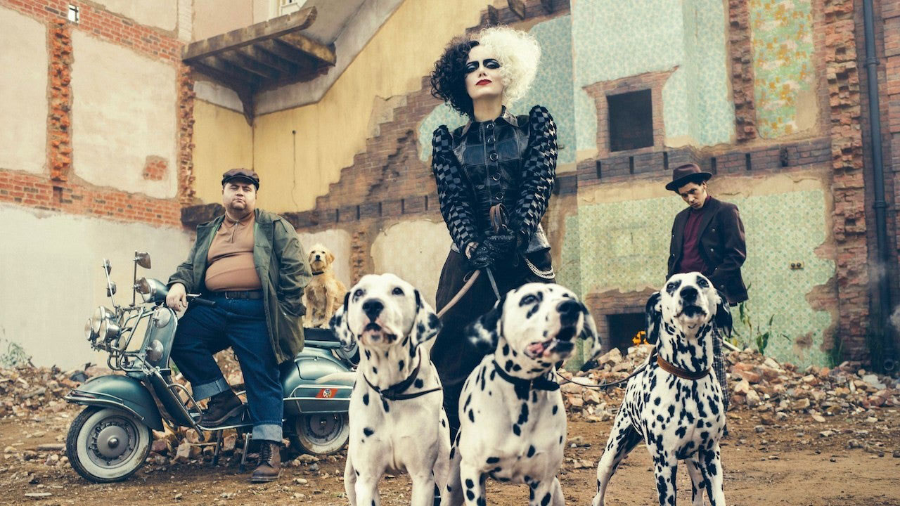 Emma Stone đột phá với tạo hình đậm chất Punk trong phim Cruella