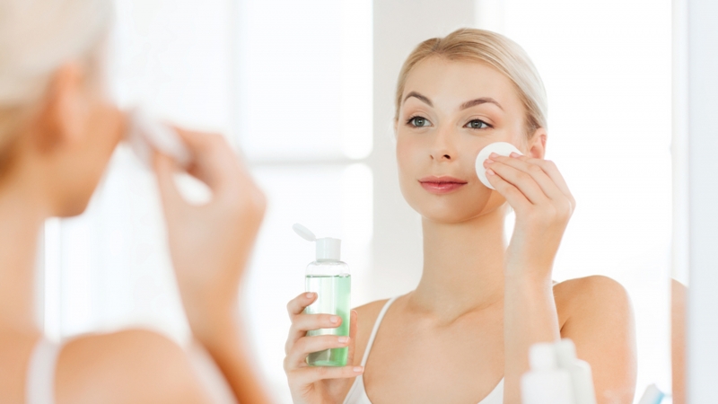 Tự khiến làn da xuống cấp nếu còn tiếp tục dùng 4 sản phẩm dưỡng da này 