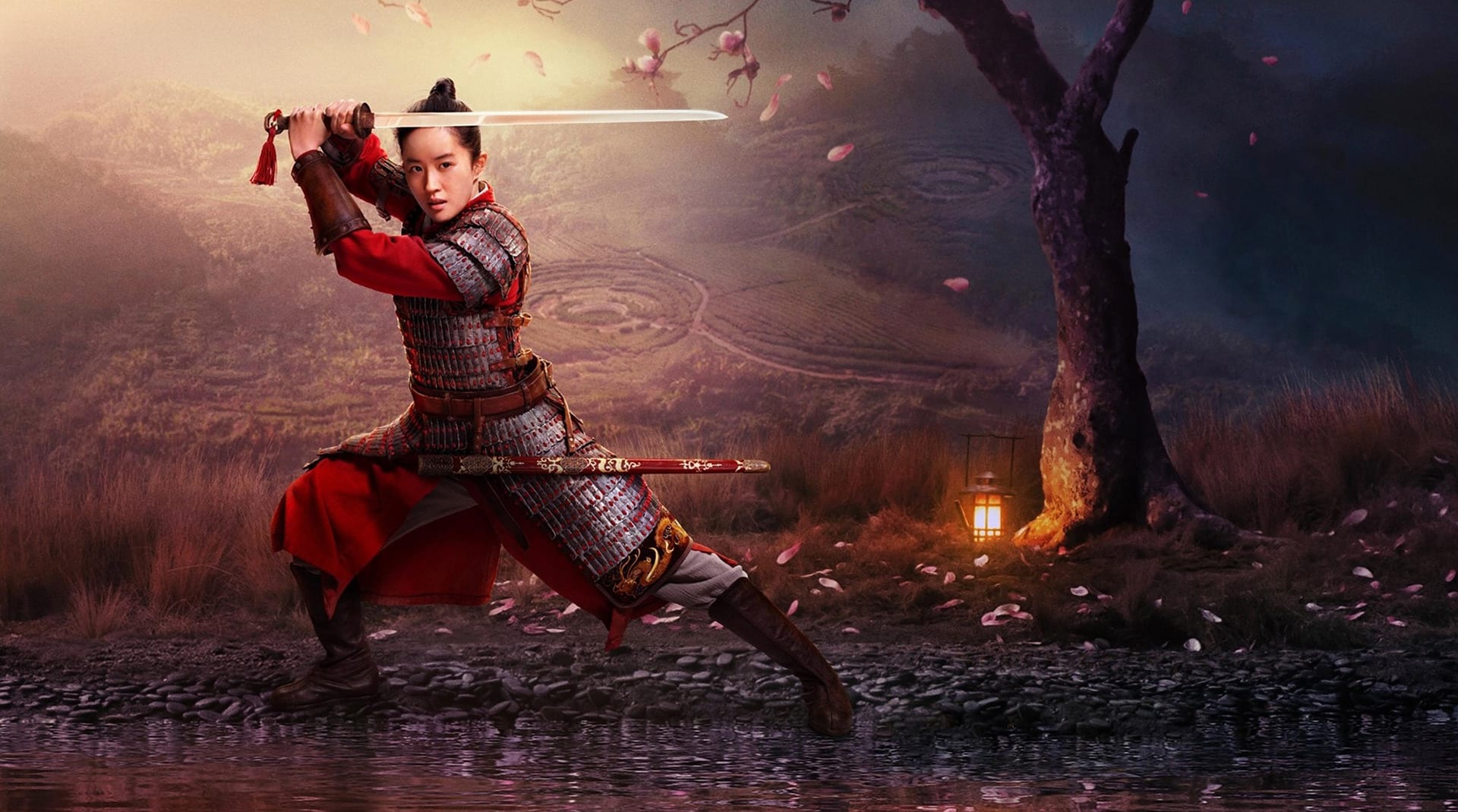 Tuy nhiên, trang phục của Mulan trong phim có quá nhiều khác biệt so với lịch sử.