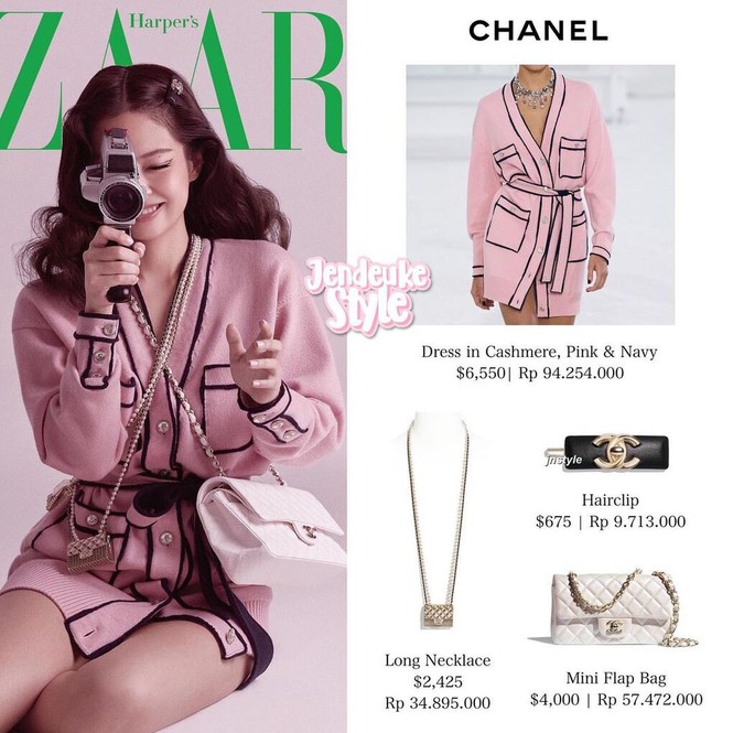 Trước đó 1 ngày, 'Chanel sống' Jennie cũng từng diện trước túi này lên bìa Harper's Bazaar Hàn Quốc.
