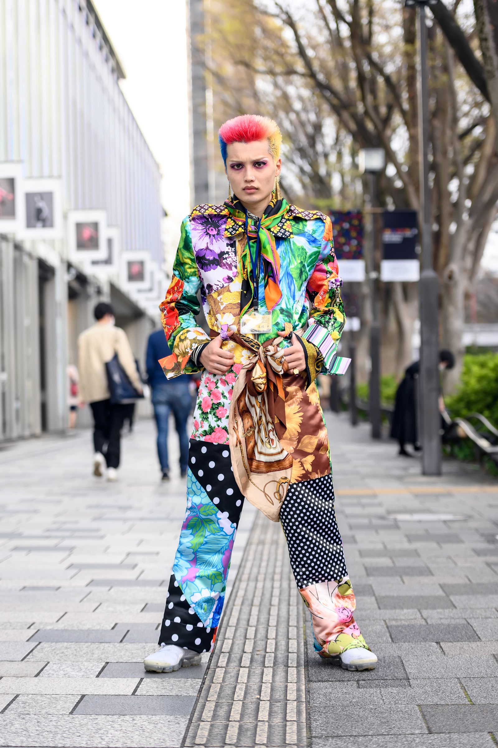 Tuần lễ thời trang Tokyo 2021: Unisex và dị biệt  - Ảnh 10