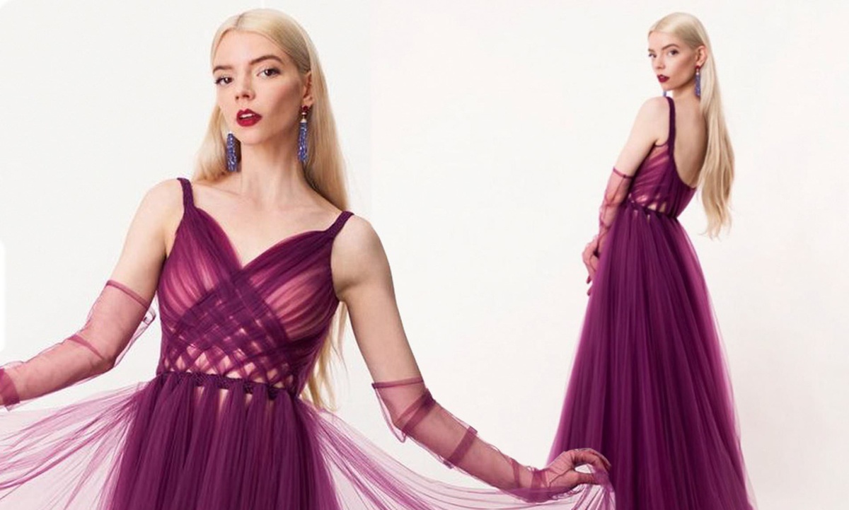 Tại sự kiện Critic's Choice Awards, bộ váy màu mận kén da của Dior cũng chẳng thể làm khó Anya.