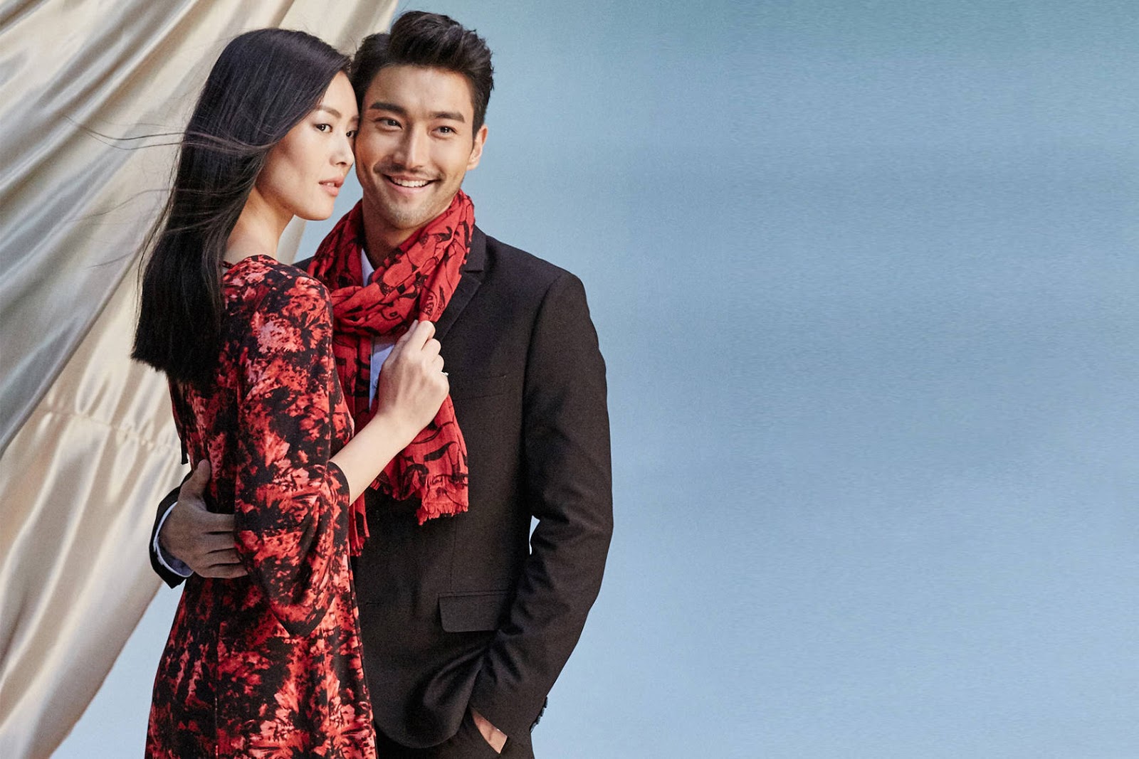 Liu Wen và Choi Siwon mới chỉ dính tin đồn hẹn hò. Tuy nhiên, không lâu sau khi chụp cho chiến dịch quảng bá của H&M, thông tin hẹn hò cũng dần bị chìm xuồng.