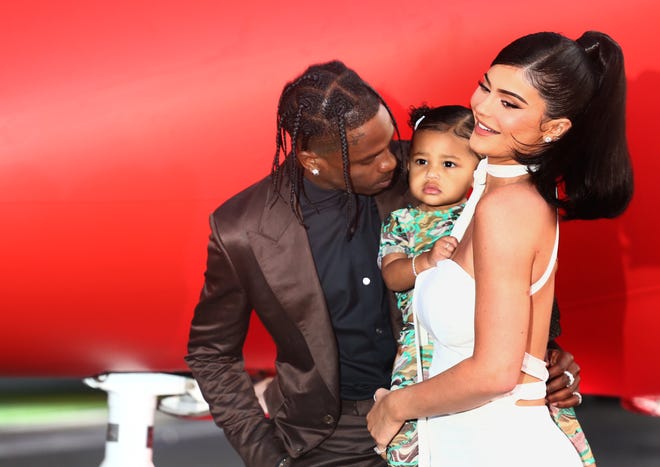 Kylie Jenner và Travis Scott có một tình sử hết tan rồi hợp.