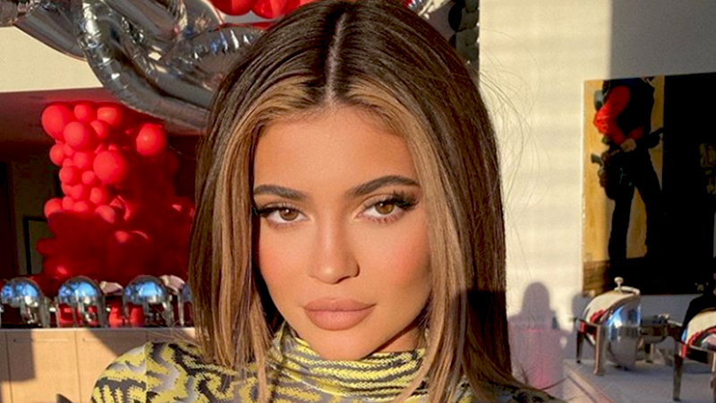 Lý do sâu xa vì sao Kylie Jenner quyết định bơm môi