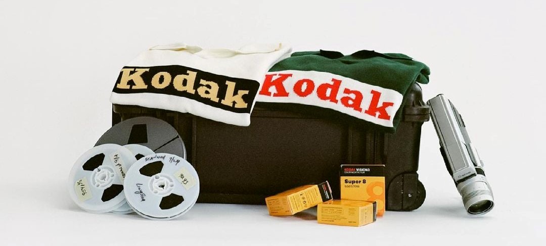 BST thời trang tôn vinh máy ảnh Kodak