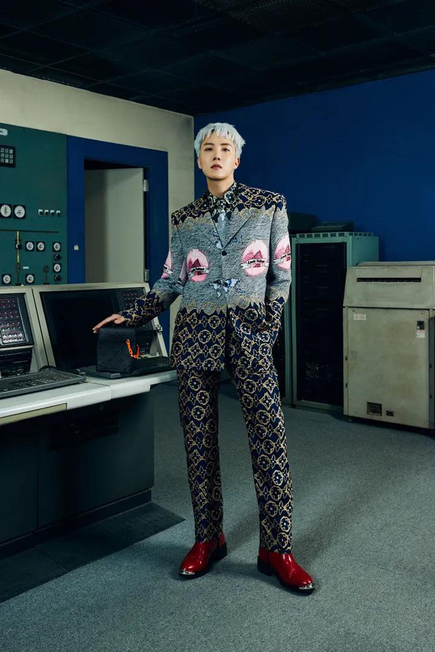  BTS x Louis Vuitton: Trang phục đỉnh cao, nhan sắc cực phẩm - Ảnh 8