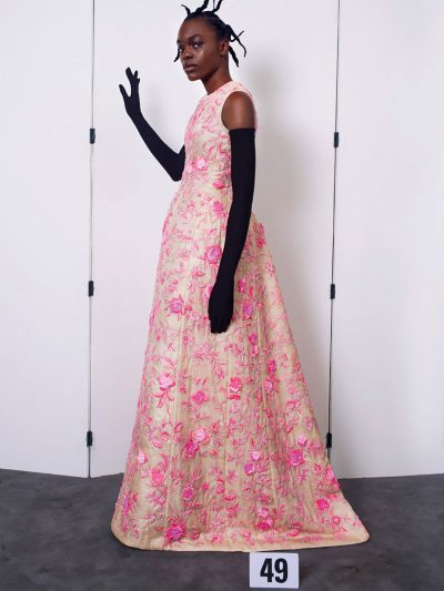 Balenciaga Haute Couture Thu-Đông 2020: Giấc ngủ nửa thế kỷ đã kết thúc  - Ảnh 8