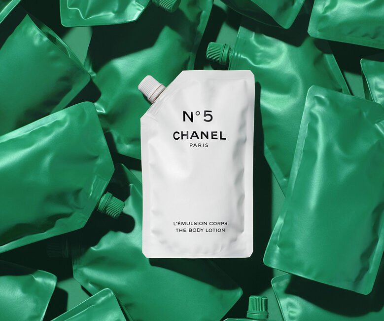 Chanel Factory 5 là BST lấy cảm hứng từ chai nước hoa Chanel No.5 huyền thoại.