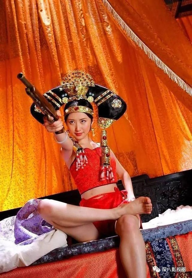 Trong một phiên bản Lộc Đỉnh Ký, công chúa Kiến Ninh khiến nhiều người cười bò với kiểu tóc nhìn không khác gì chiếc boomerang.