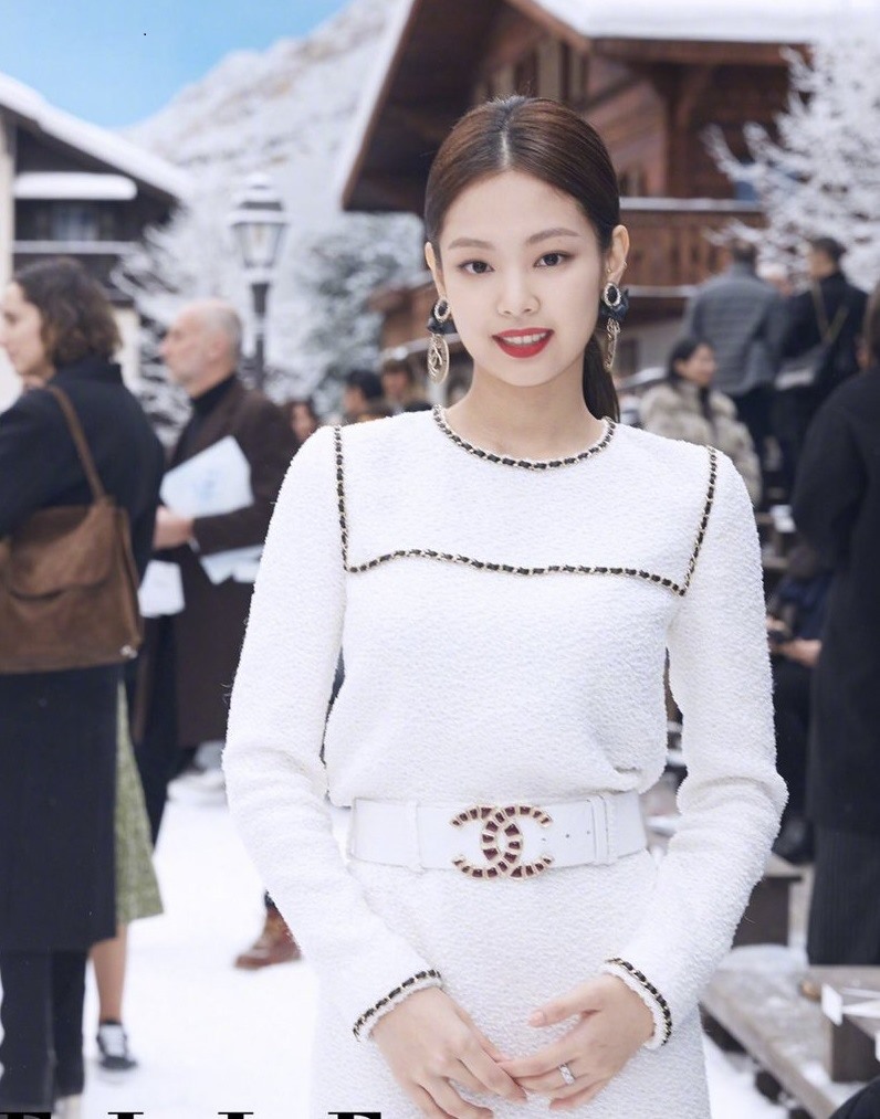 5 sao nữ sở hữu phong cách thời trang hàng đầu K-pop  - Ảnh 3