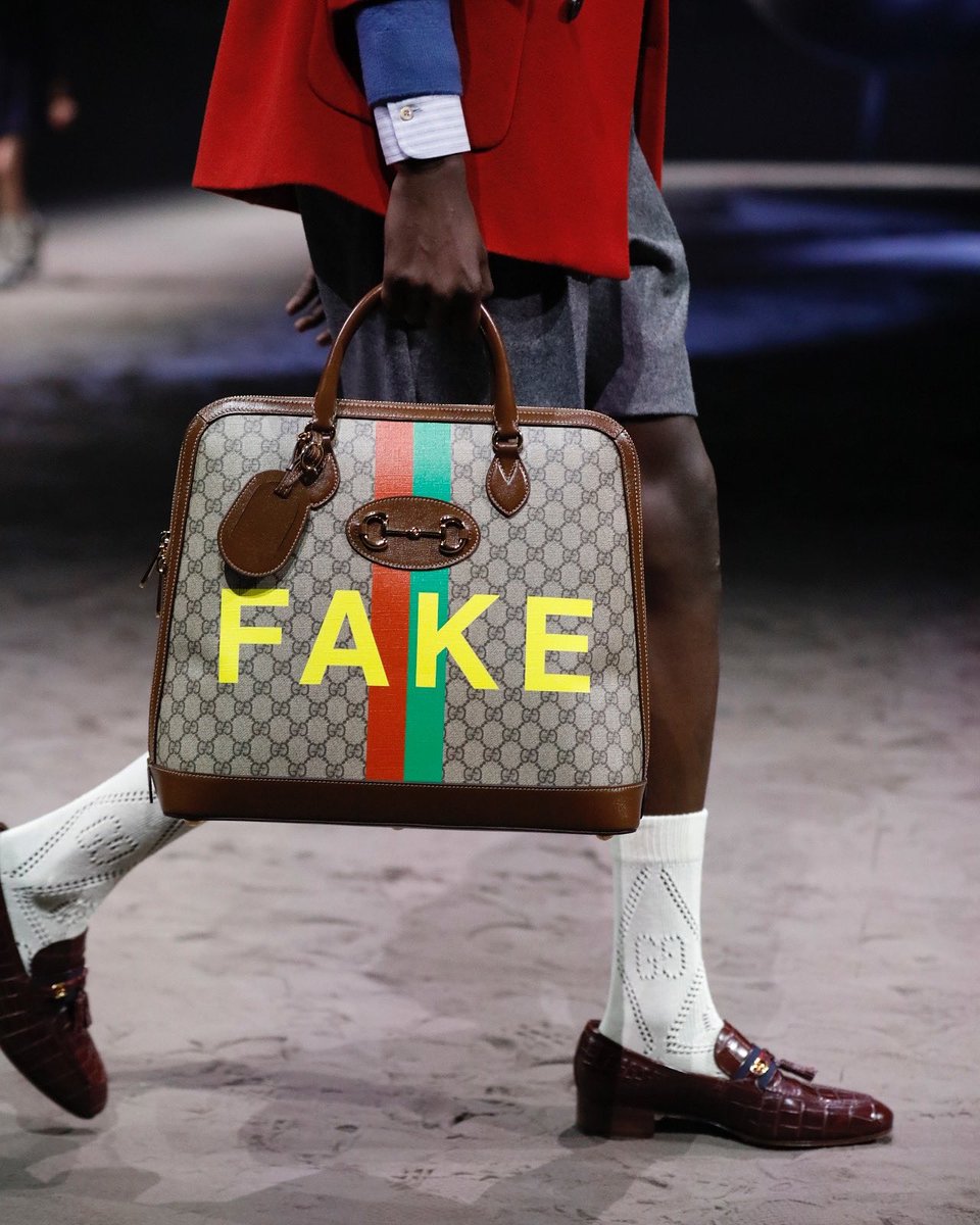 Gucci từng cho ra mắt BST đồ Fake để mỉa mai hàng nhái