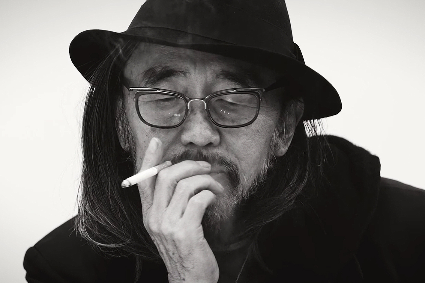 NTK Yohji Yamamoto: Người đi tìm vẻ đẹp từ những điều bẩn thỉu 
