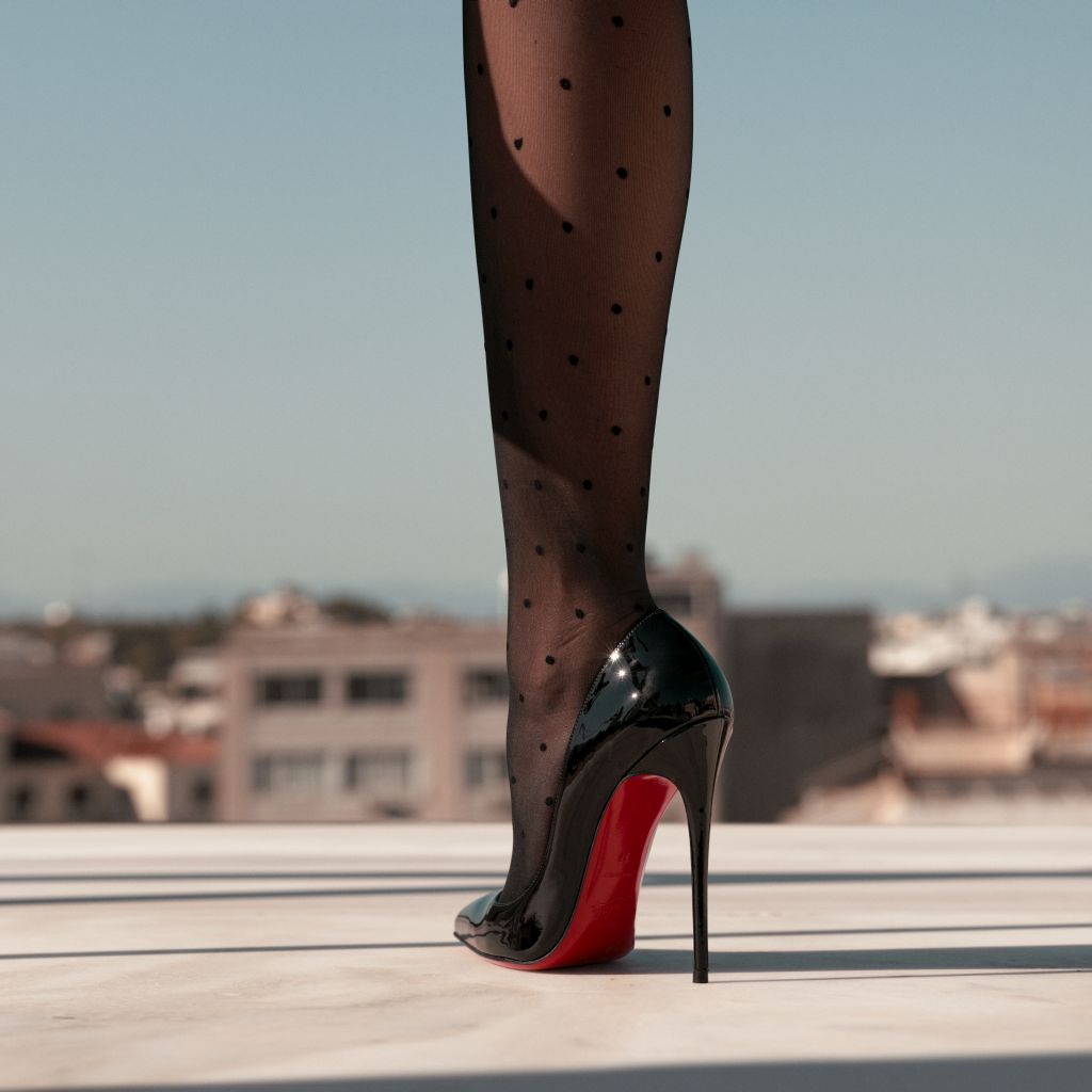 Những đôi giày cao gót đế đỏ luôn được lòng giới mộ điệu toàn thế giới.