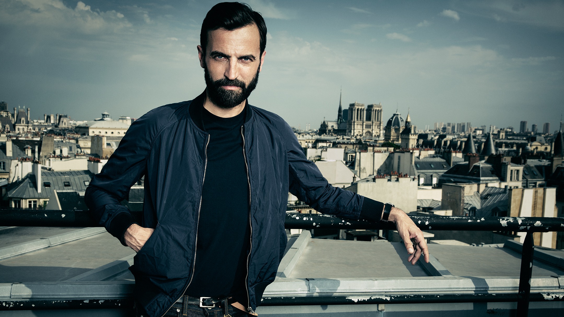 Giám đốc sáng tạo Louis Vuitton Nicolas Ghesquière xóa toàn bộ bài đăng Instagram 