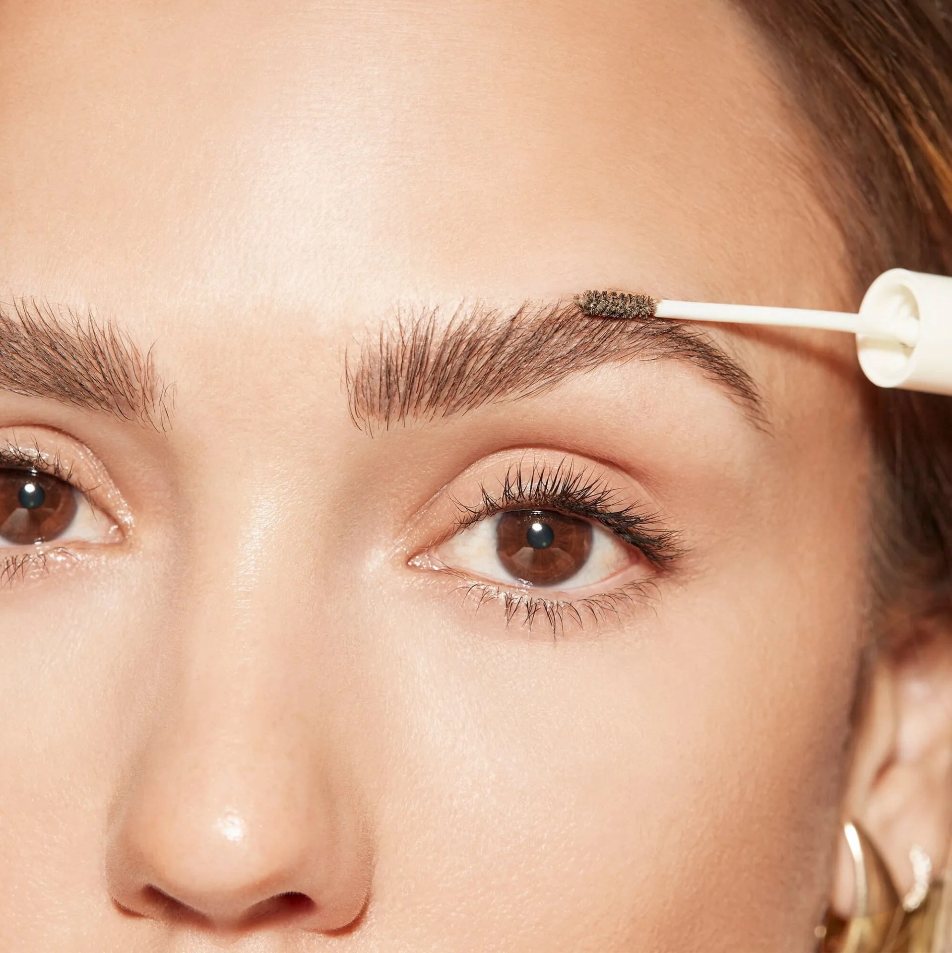 5 sản phẩm cần có khi theo đuổi phong cách trang điểm no makeup  - Ảnh 1