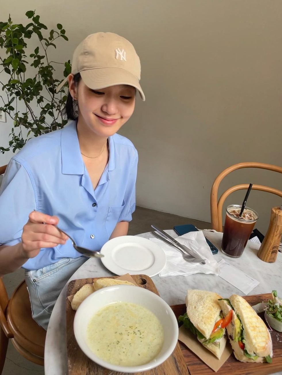 Kim Go Eun ăn uống cực kỳ lành mạnh