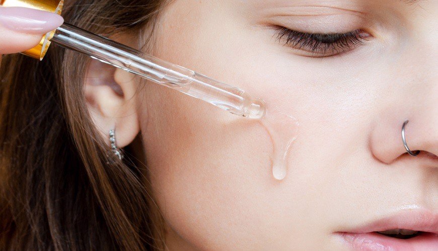 5 loại serum cấp ẩm, chống lão hóa để chị em mua vào dịp 20/10 