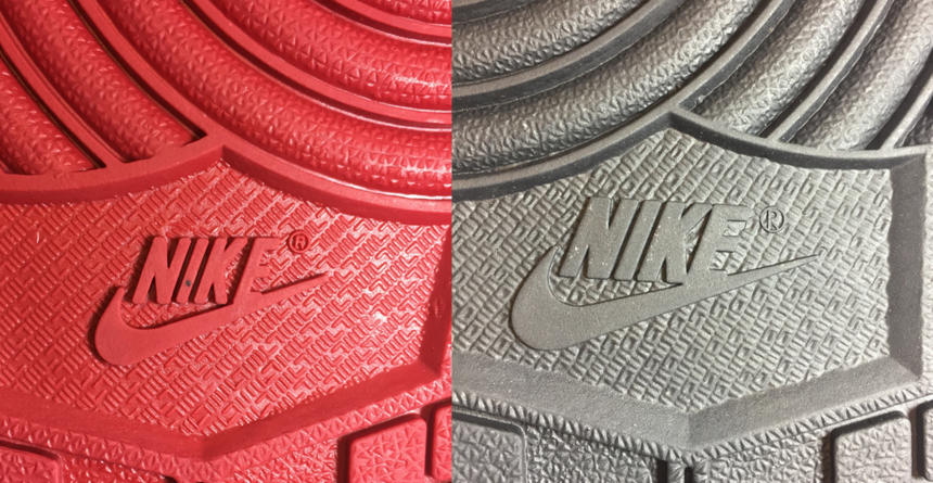 Logo của giày fake (bên trái) sẽ bé hơn và dại hơn.