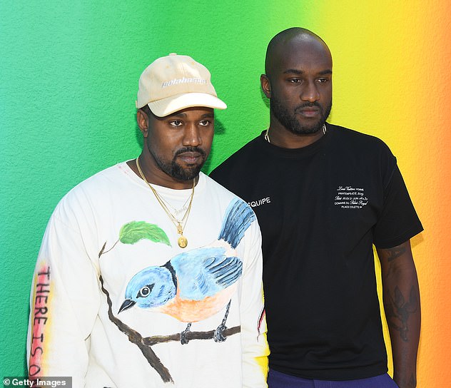 Kanye West và Virgil Abloh đã quen biết nhau được 12 năm. Trước khi trở thành người của Louis Vuitton và điều hành thương hiệu Off - White, Virgil Abloh từng là một DJ và Giám đốc sáng tạo cho công ty của Kanye West.