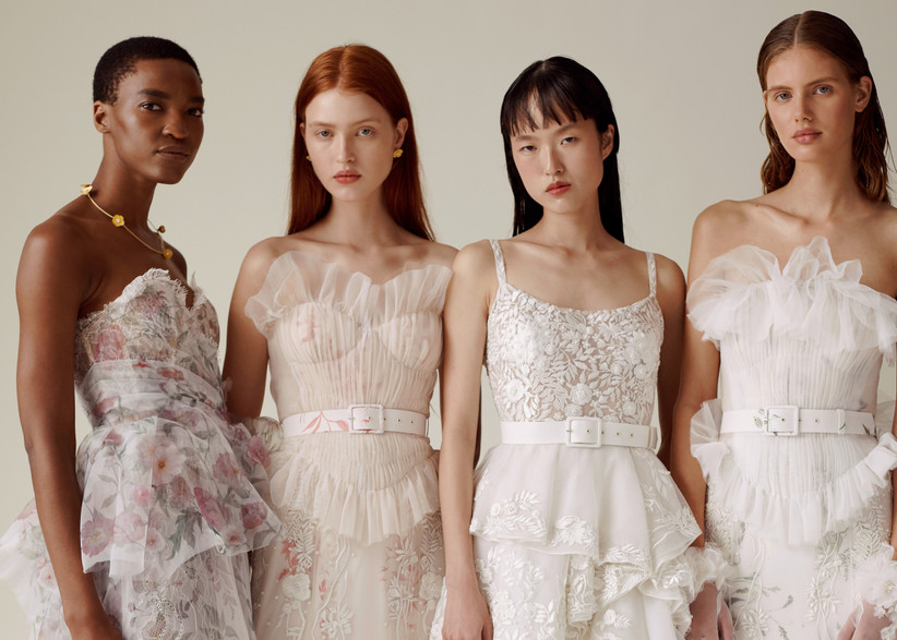 Váy cưới năm 2022: Khi truyền thống nhường chỗ cho quyến rũ