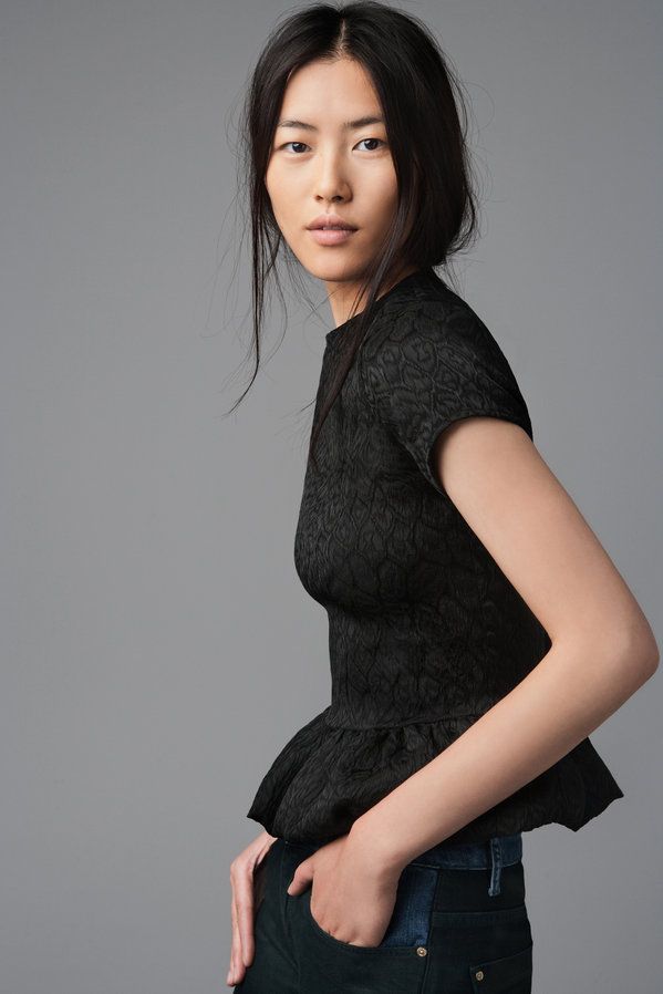 'Nàng thơ phương Đông' của thương hiệu Chanel Liu Wen từng hợp tác với Zara.