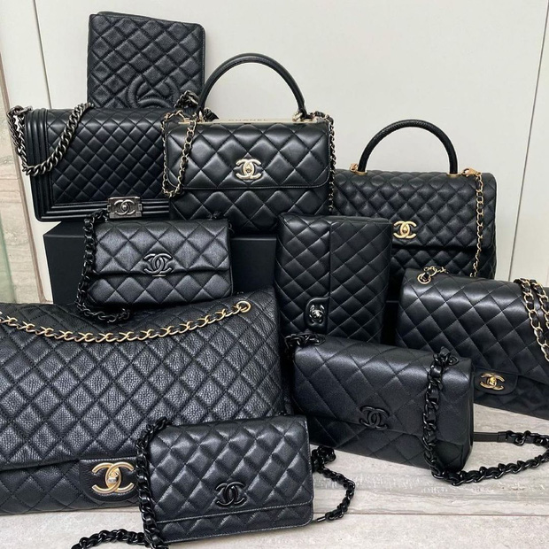 Những dòng túi cơ bản của Chanel liên tục tăng giá qua các năm