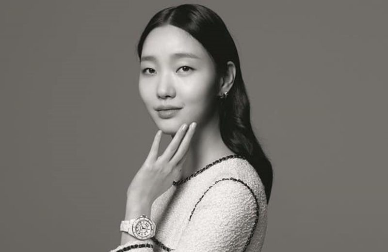 Chanel và Rolex là một trong những thương hiệu được khao khát nhất Hàn Quốc. Giới giàu có thường tặng đồng hồ Rolex và túi Chanel trong ngày cưới.