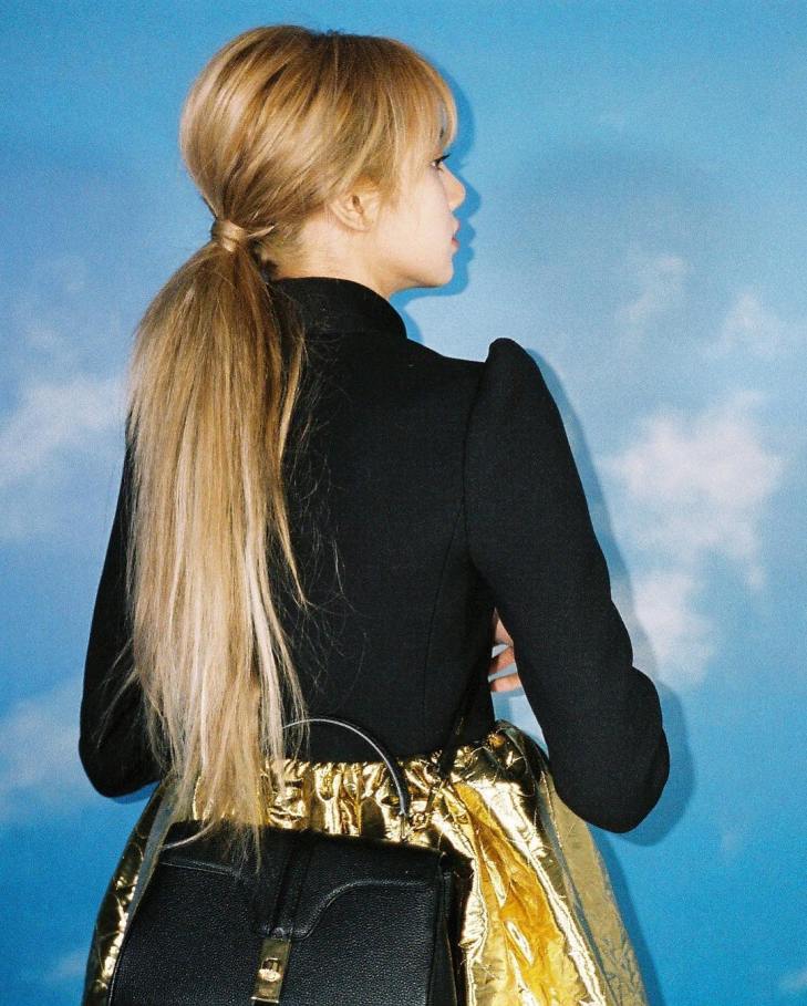 Đây là 6 yếu tố tạo nên vẻ đẹp Lisa BLACKPINK   - Ảnh 1
