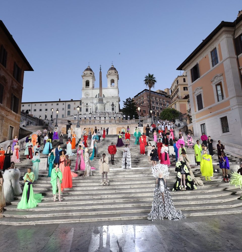 Dior kiện Valentino!  - Ảnh 4