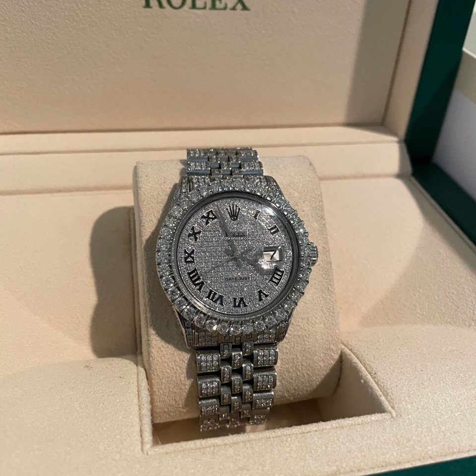 Tiền số lao dốc, đồng hồ xa xỉ 