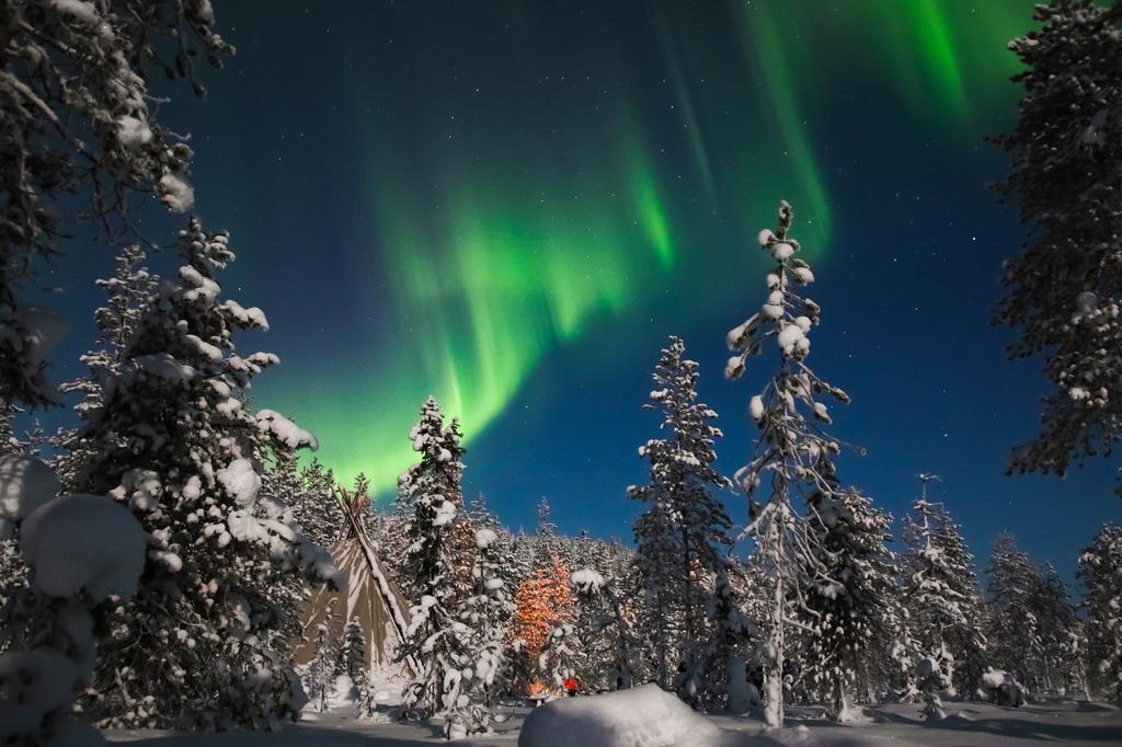 Bạn có thể nhìn thấy hiện tượng cực quang tại Phần Lan.