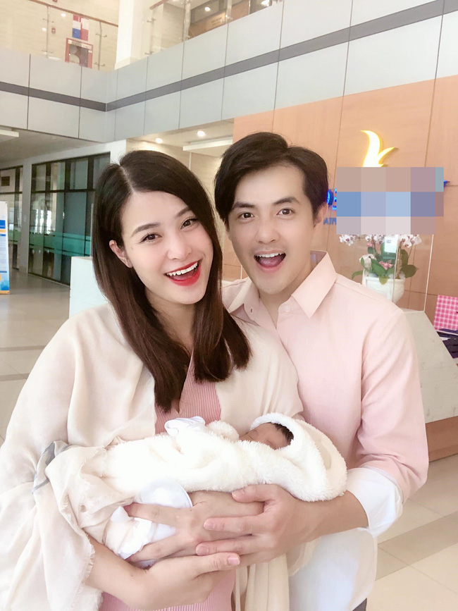 “Điểm danh” những bà mẹ bỉm sữa được chú ý nhất trong showbiz Việt năm 2020 - Ảnh 5