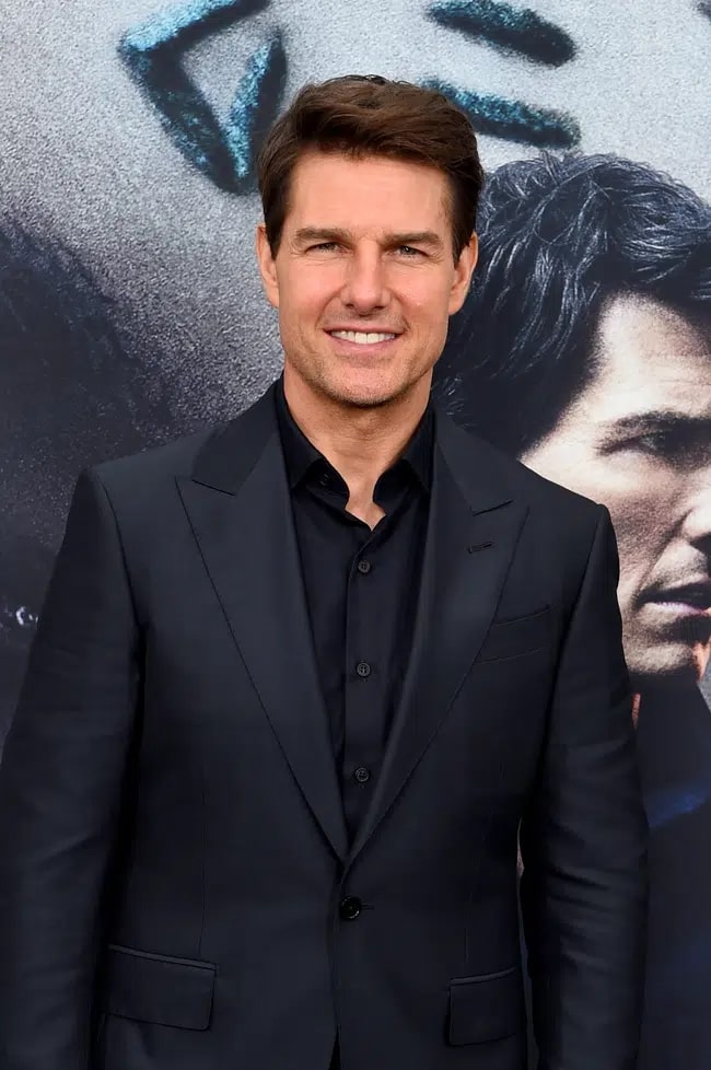 10- Tom Cruise.